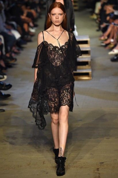 Givenchy_Verao_RTW16_NY-81