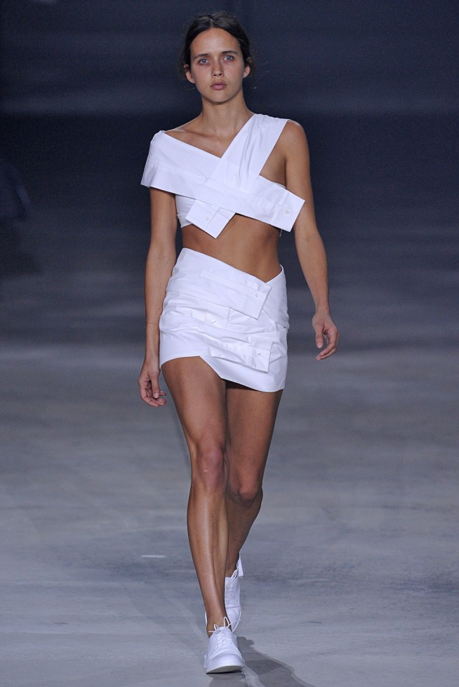 Jacquemus-Verao_RTW16_Milan-18