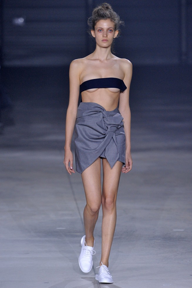 Jacquemus-Verao_RTW16_Milan-22