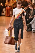 AcneStudios-Verao_RTW16_Paris-19