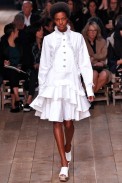 AlexanderMcQueen-Verao_RTW16_Paris-17
