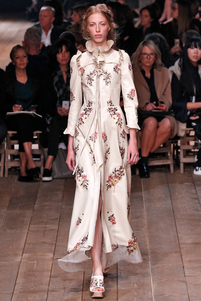AlexanderMcQueen-Verao_RTW16_Paris-25