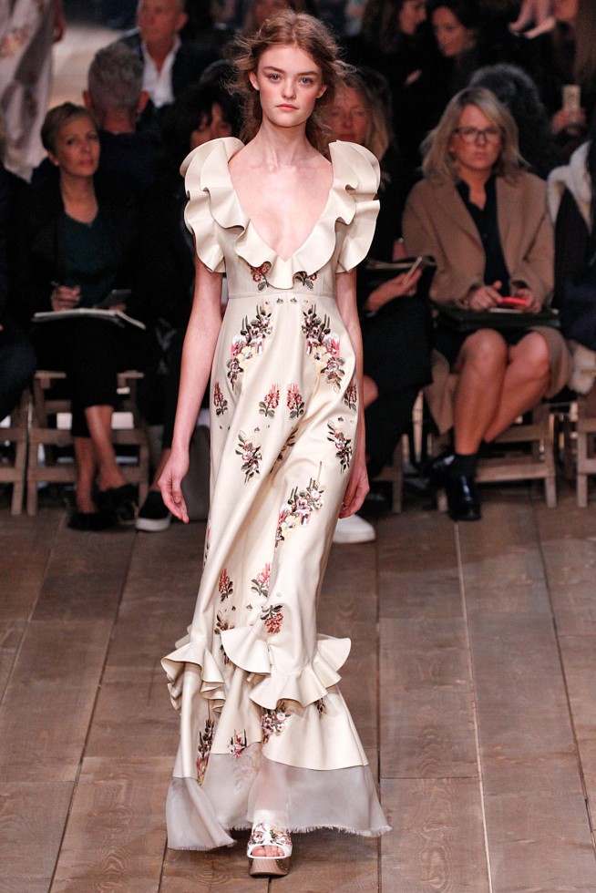 AlexanderMcQueen-Verao_RTW16_Paris-26