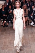 AlexanderMcQueen-Verao_RTW16_Paris-3