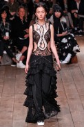 AlexanderMcQueen-Verao_RTW16_Paris-34