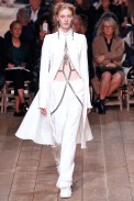AlexanderMcQueen-Verao_RTW16_Paris-6
