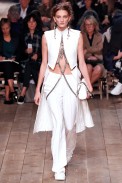 AlexanderMcQueen-Verao_RTW16_Paris-7