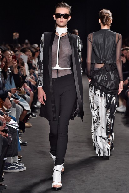 AnnDemeulemeester-Verao_RTW16_Paris-4