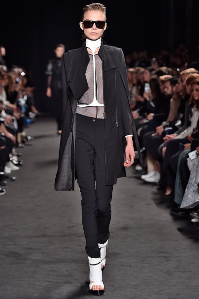 AnnDemeulemeester-Verao_RTW16_Paris-5