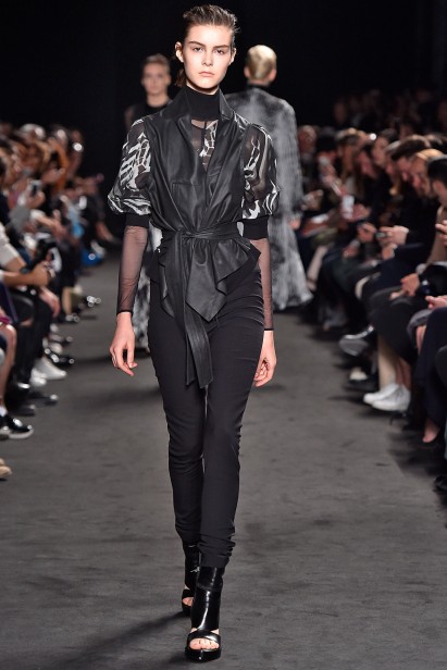 AnnDemeulemeester-Verao_RTW16_Paris-6