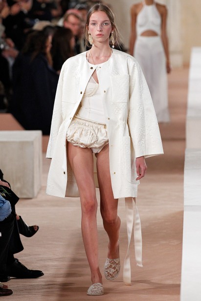 Balenciaga-Verao_RTW16_Paris-15