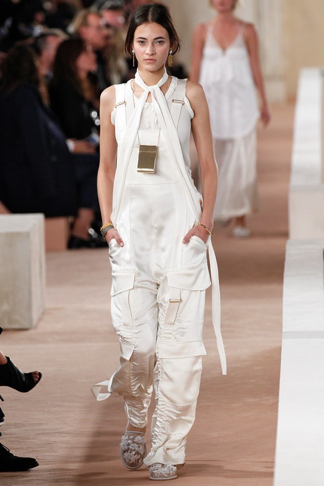 Balenciaga-Verao_RTW16_Paris-24