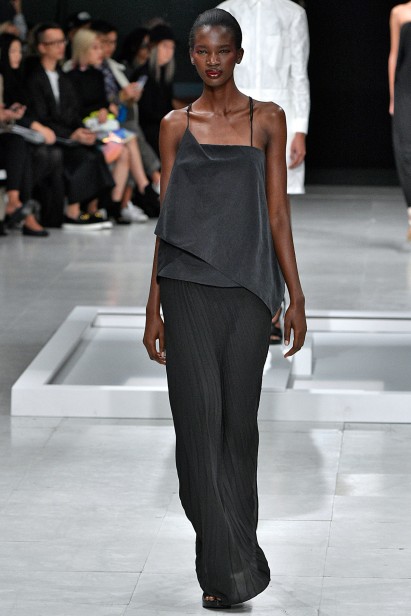 Chalayan-Verao_RTW16_Paris-24