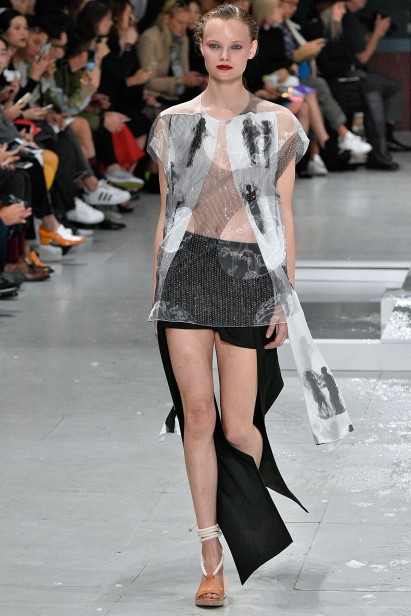 Chalayan-Verao_RTW16_Paris-49