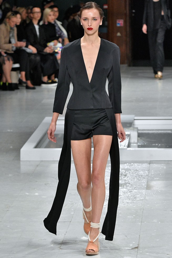Chalayan-Verao_RTW16_Paris-53