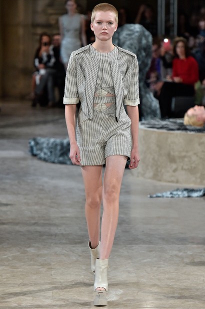 IrisVanHerpen-Verao_RTW16_Paris-1