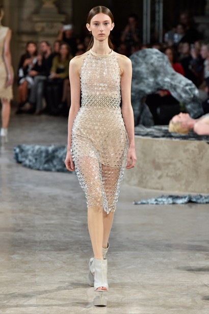 IrisVanHerpen-Verao_RTW16_Paris-11