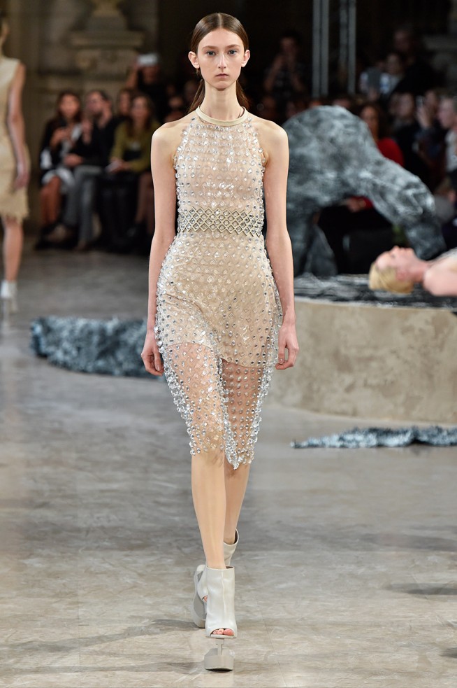 IrisVanHerpen-Verao_RTW16_Paris-11