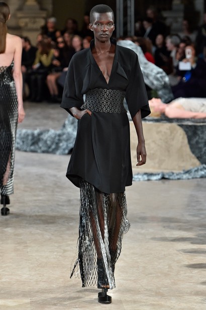 IrisVanHerpen-Verao_RTW16_Paris-22