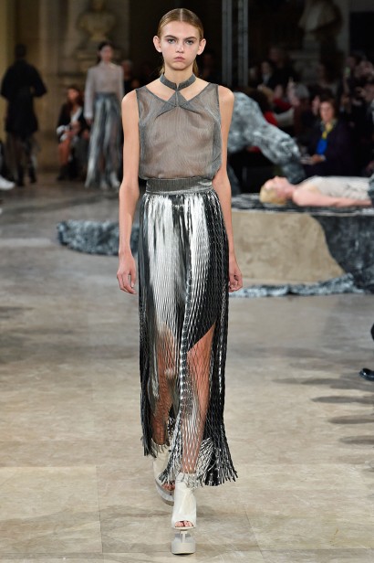 IrisVanHerpen-Verao_RTW16_Paris-23