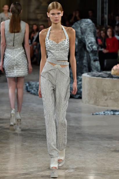 IrisVanHerpen-Verao_RTW16_Paris-3