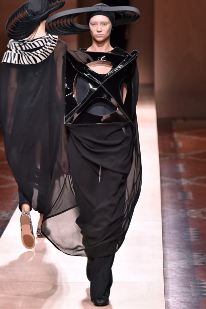 Junya Watanabe-Verao_RTW16_Paris-40
