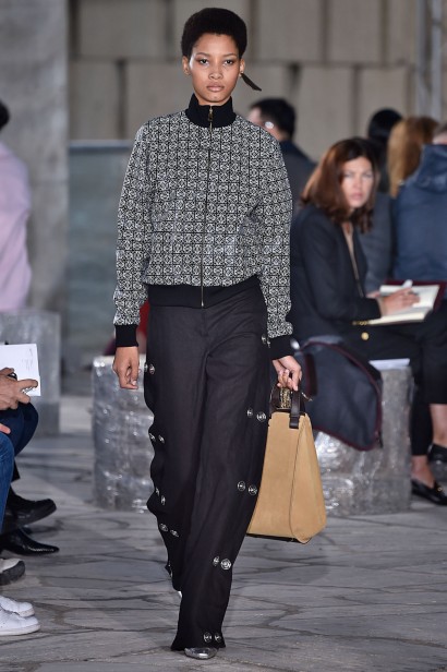Loewe-Verao_RTW16_Paris-18