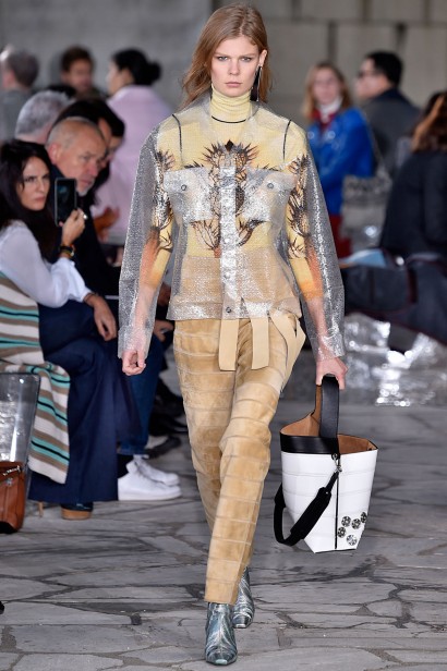 Loewe-Verao_RTW16_Paris-22