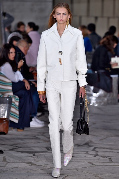 Loewe-Verao_RTW16_Paris-24
