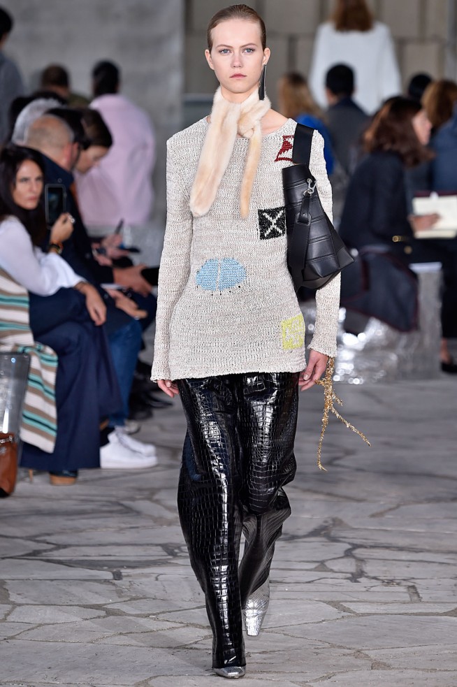 Loewe-Verao_RTW16_Paris-28