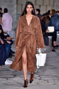 Loewe-Verao_RTW16_Paris-30