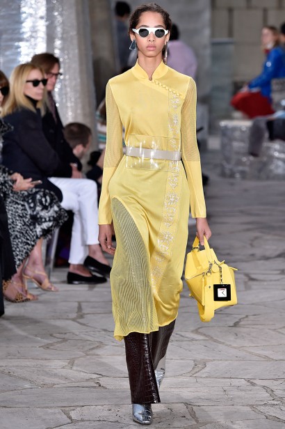 Loewe-Verao_RTW16_Paris-32