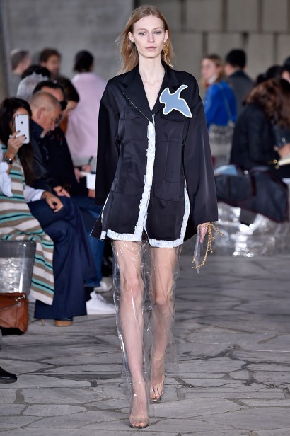 Loewe-Verao_RTW16_Paris-4