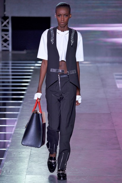 LouisVuitton-Verao_RTW16_Paris-17