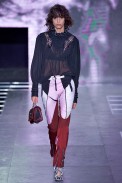 LouisVuitton-Verao_RTW16_Paris-18
