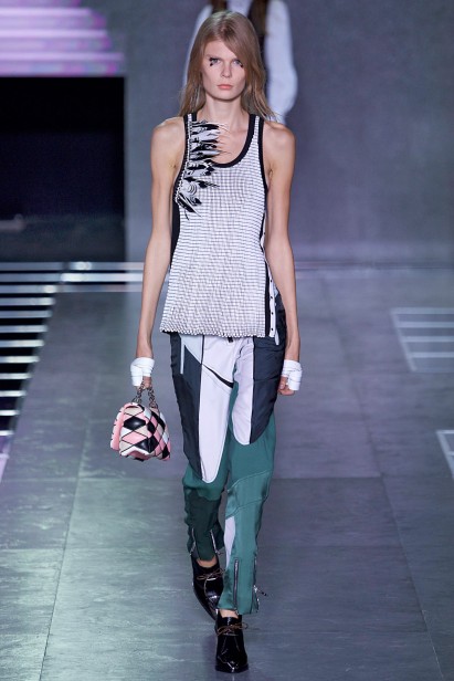 LouisVuitton-Verao_RTW16_Paris-25