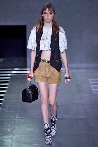LouisVuitton-Verao_RTW16_Paris-40