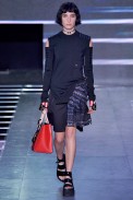 LouisVuitton-Verao_RTW16_Paris-7