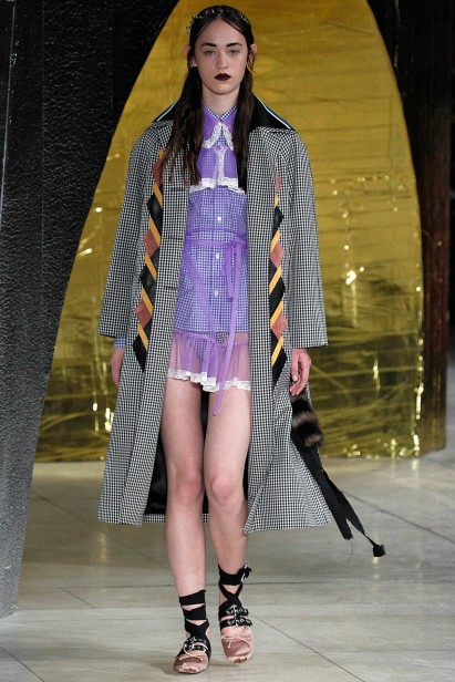 MiuMiu-Verao_RTW16_Paris-9