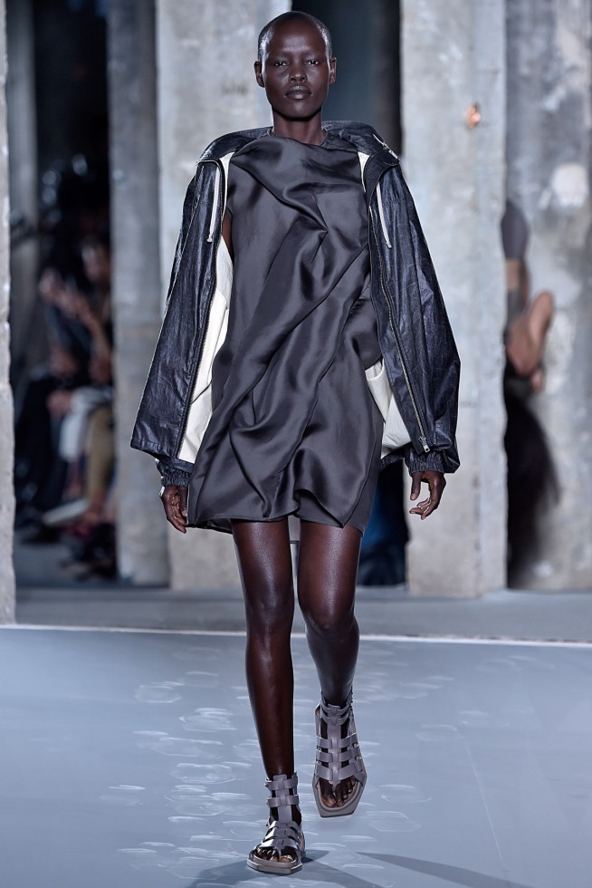 RickOwens-Verao_RTW16_Paris-21