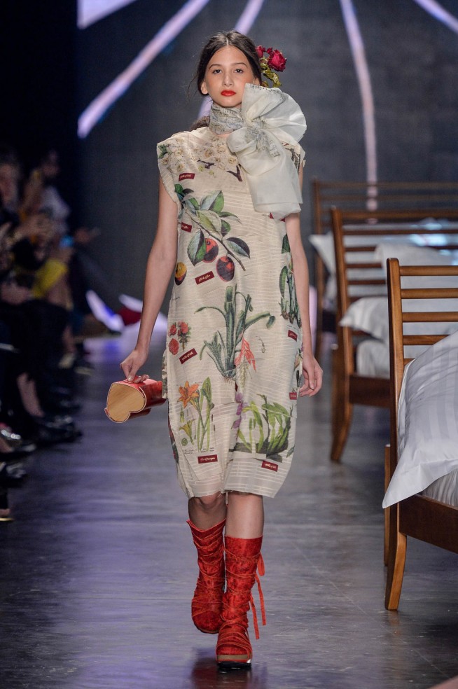 ronaldo_fraga-spfw_inv16-019