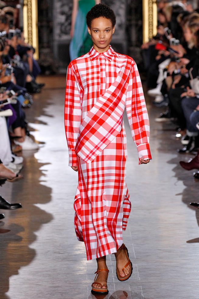 StellaMcCartney-Verao_RTW16_Paris-7