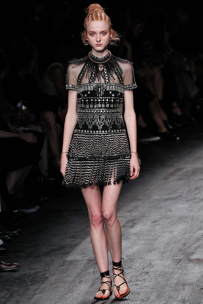 Valentino-Verao_RTW16_Paris-26
