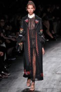 Valentino-Verao_RTW16_Paris-5