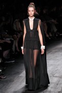 Valentino-Verao_RTW16_Paris-72