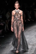 Valentino-Verao_RTW16_Paris-85