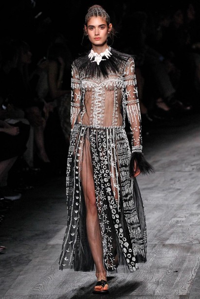 Valentino-Verao_RTW16_Paris-87