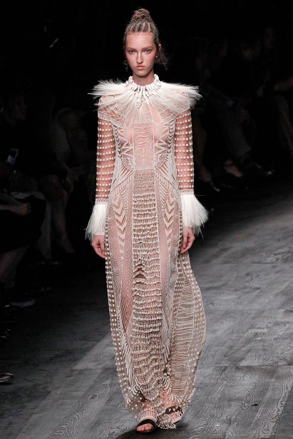 Valentino-Verao_RTW16_Paris-88