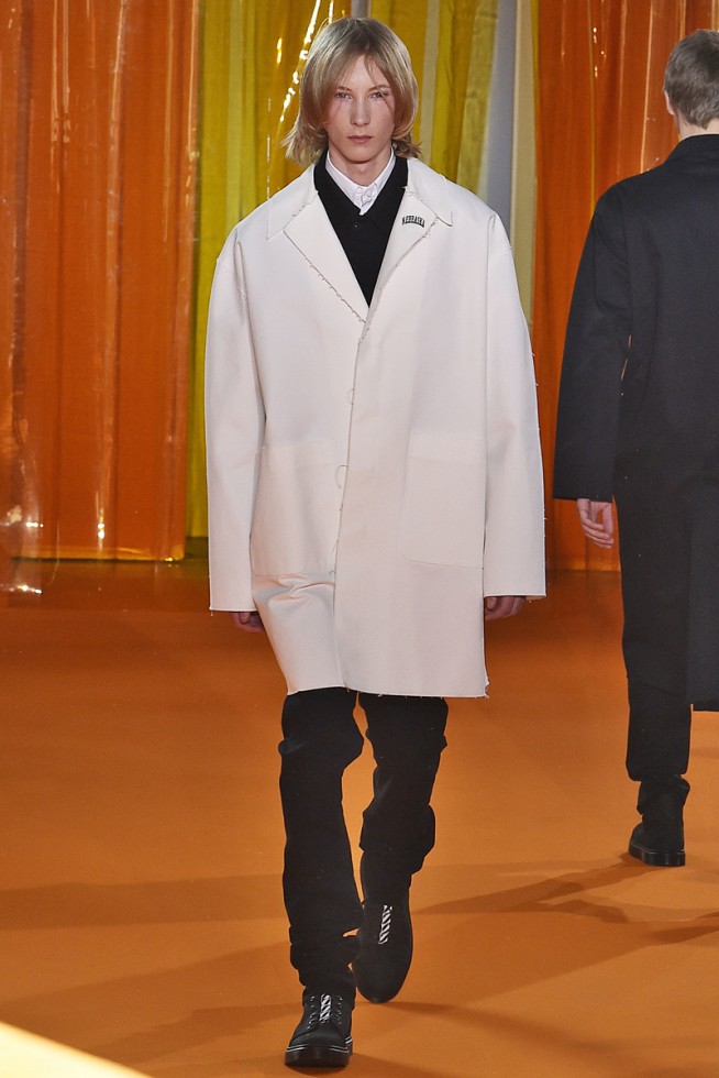 Off White