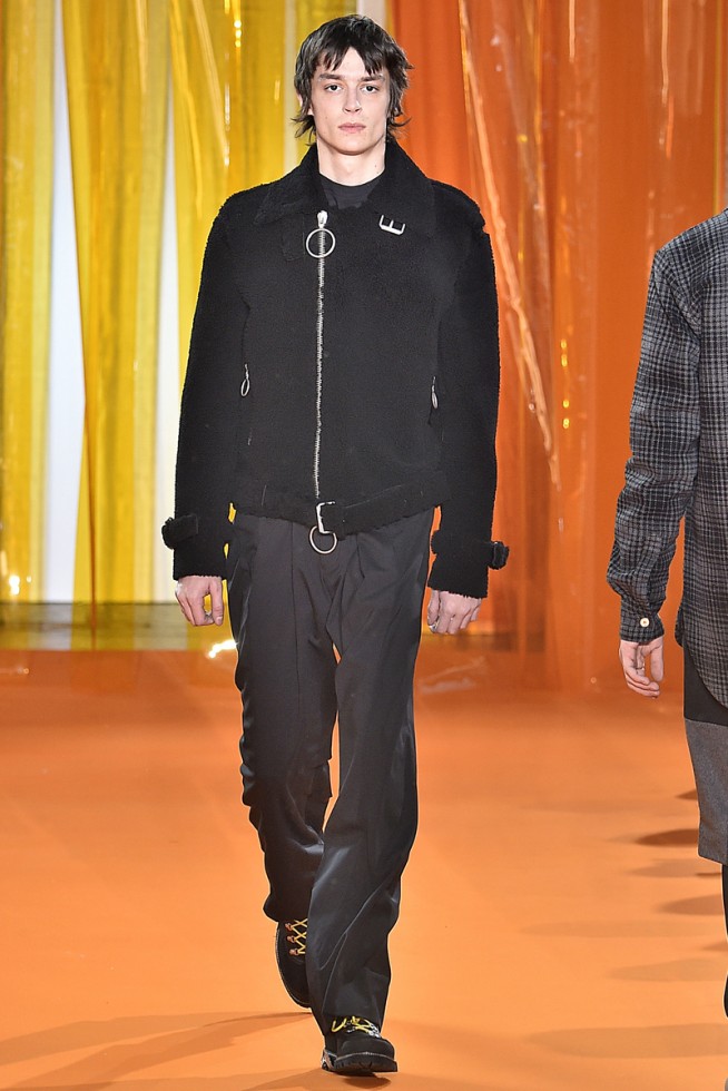 Off White
